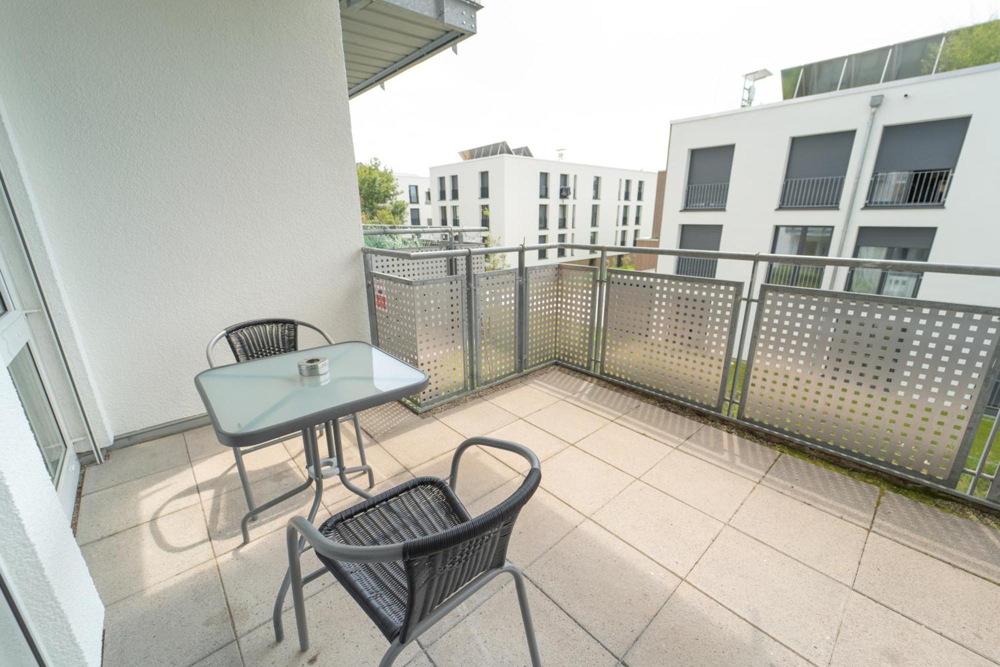 Range - Apartments - Kueche - Wlan - Netflix - Bis Zu 7 Personen Fellbach Exterior foto
